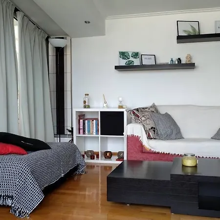 Acropolis 360 Apartment